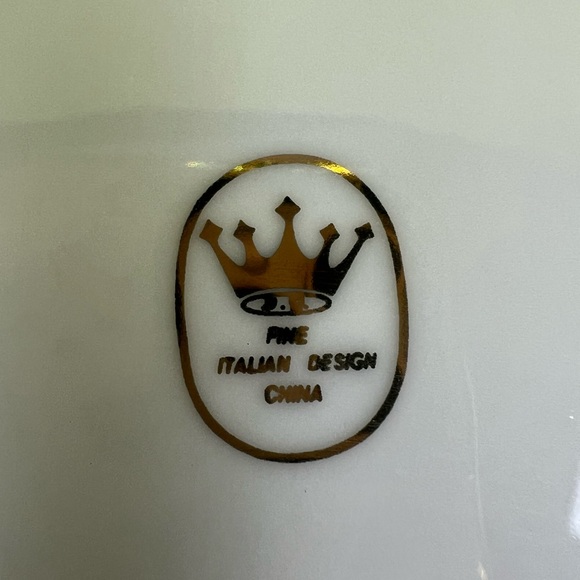 Fine Italian Design China plate, angels gold and blue design, so elegant plate! - Picture 11 of 13